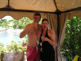 dave-den-anniversary-discovery-cove-orlando-florida