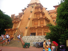 disneys-world-showcase-mexican-pavillion-orlando-florida