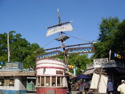 entrance-typhoon-lagoon-orlando-florida