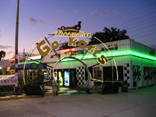 kissimmee-go-karts-entrance