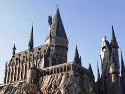 hogwarts-castle-wizarding-world-of-harry-potter-islando-of-adventure-orlando