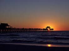 florida-travel-naples-sunset-